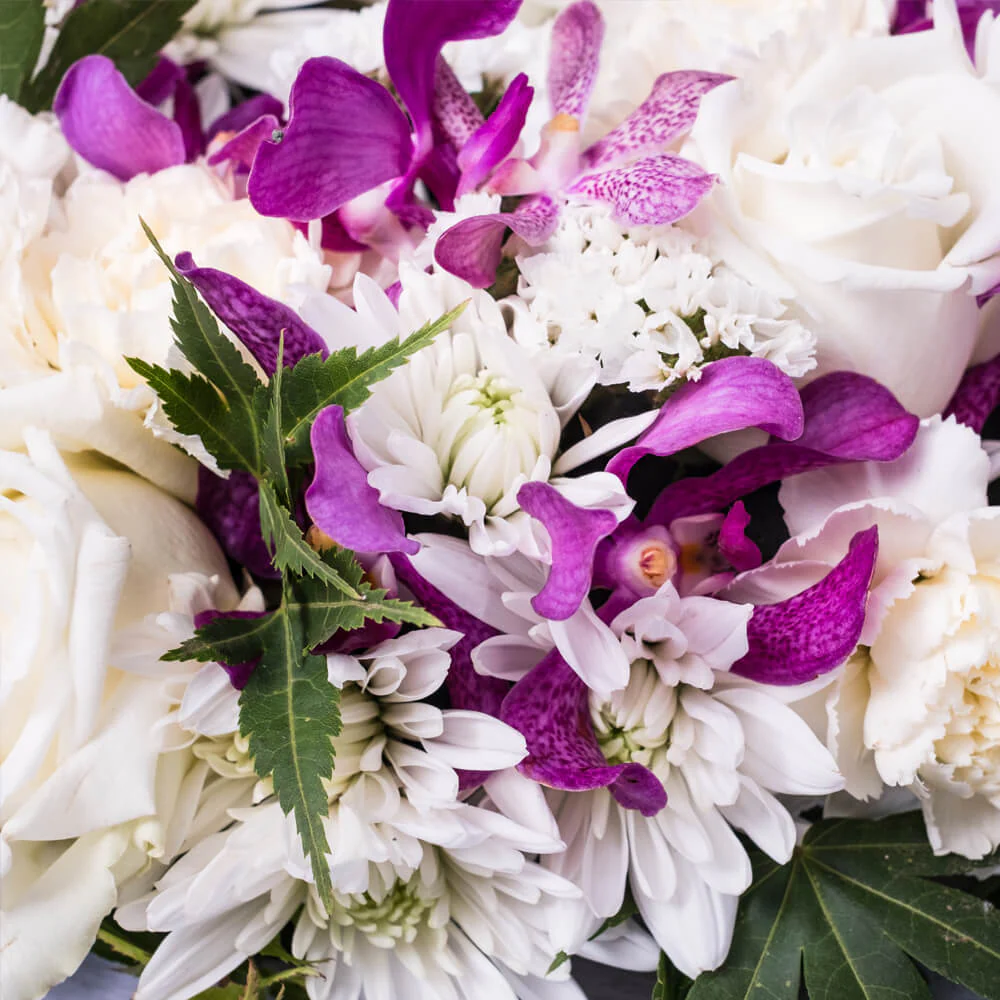 White-and-Purple-Wreath-th4_1000x