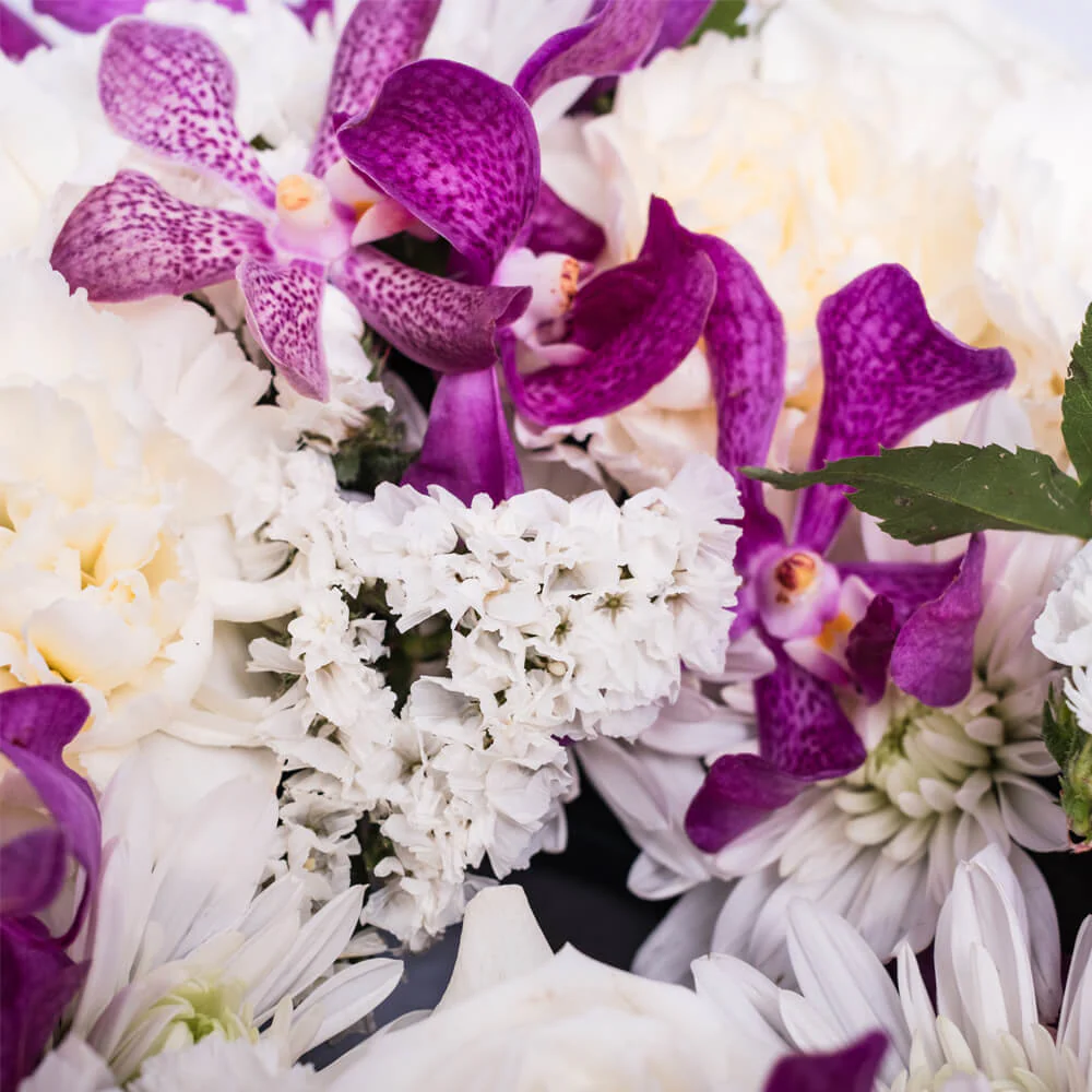 White-and-Purple-Wreath-th5_1000x